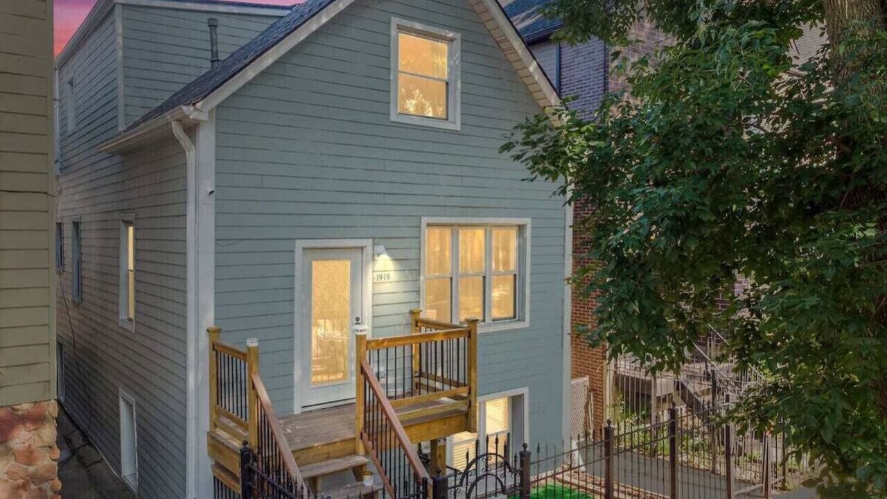 Photo of Outdoor in Logan Square