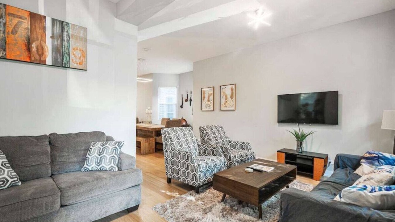 Photo of Livingroom in Logan Square