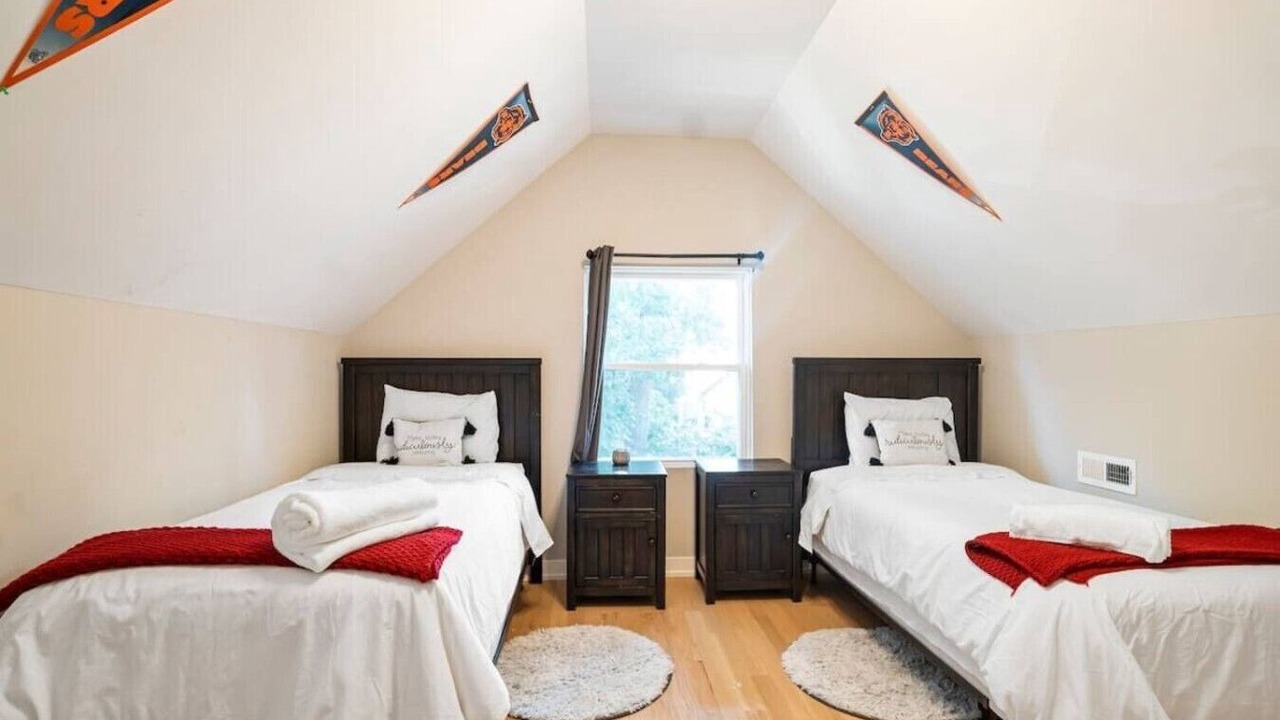 Photo of Bedroom in Logan Square