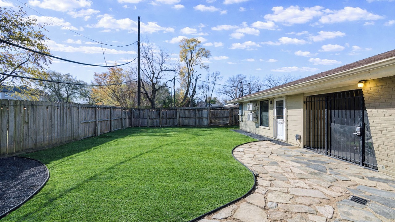 Photo of Outdoor in Braeswood Place