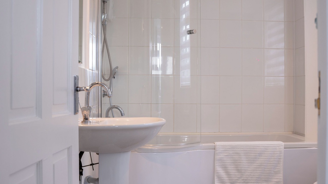 Photo of Bathroom in London Borough of Bromley