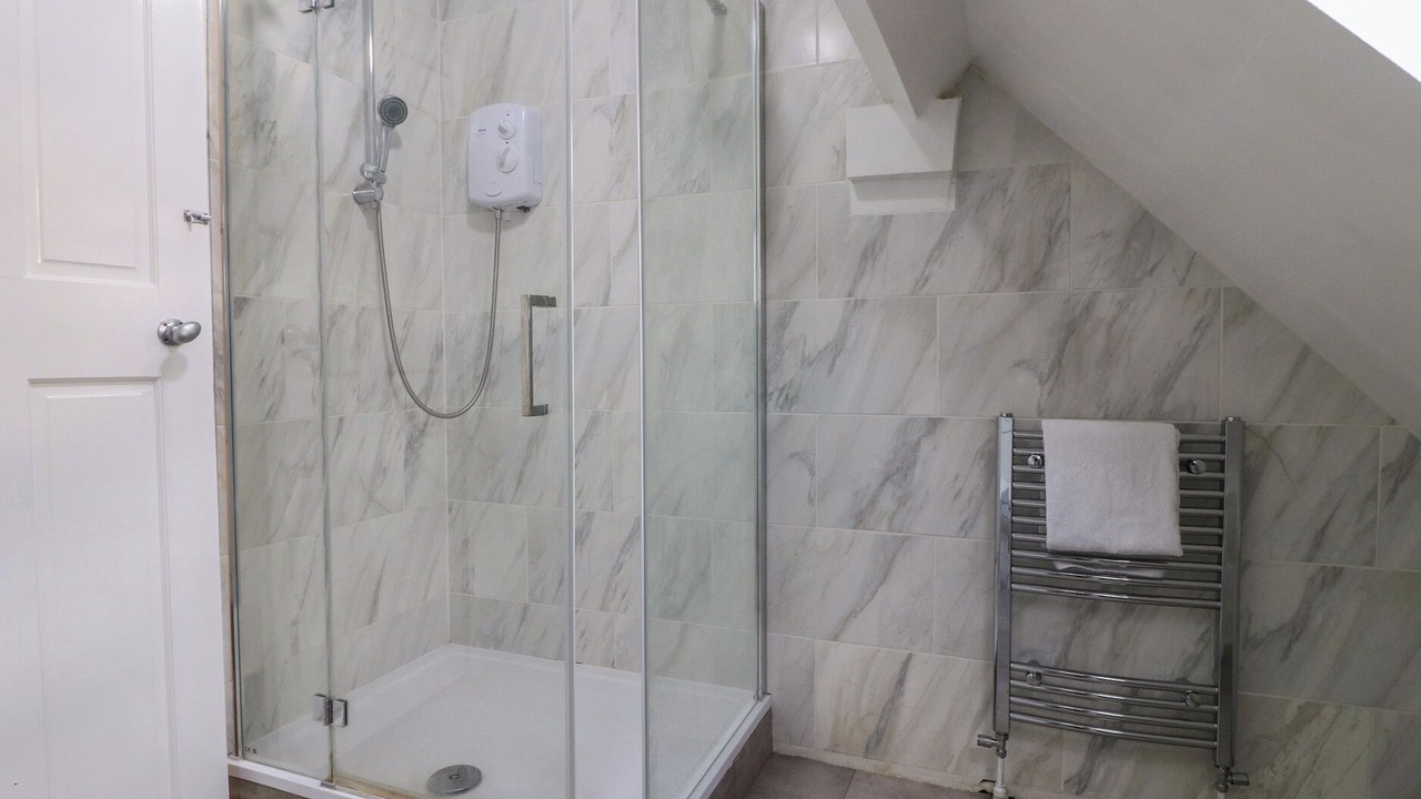 Photo of Bathroom in Oadby