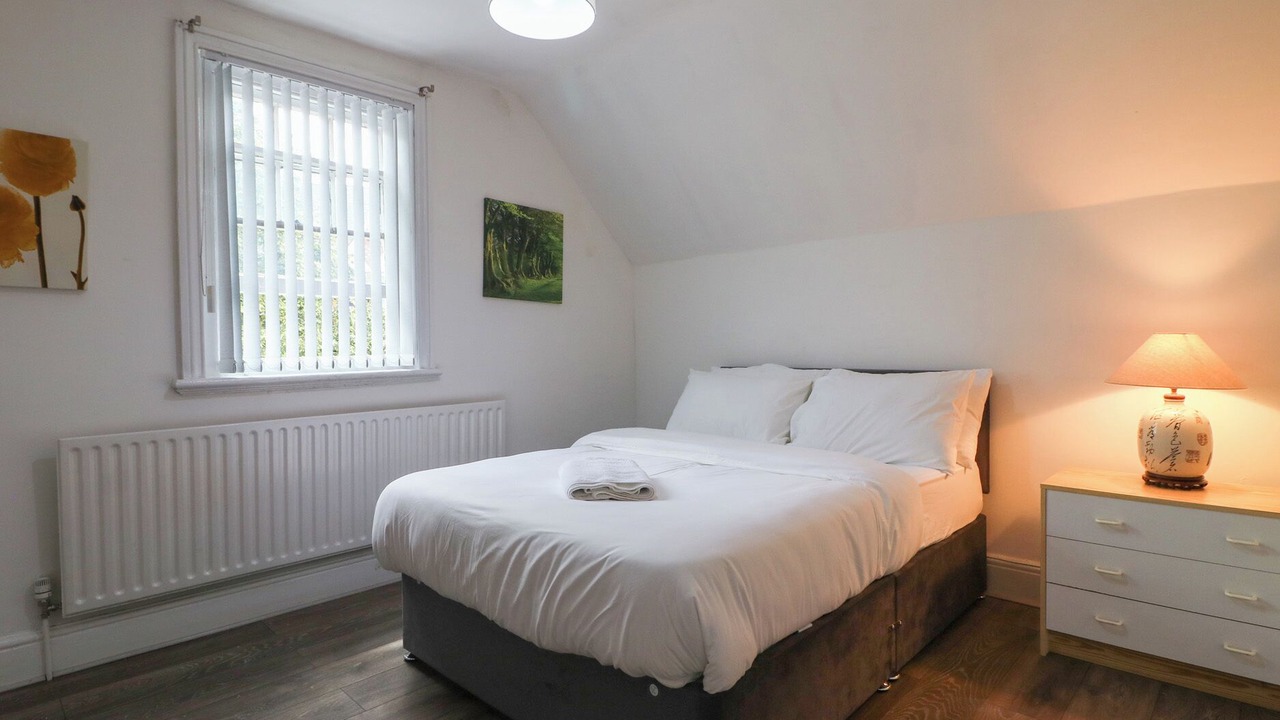 Photo of Bedroom in Oadby