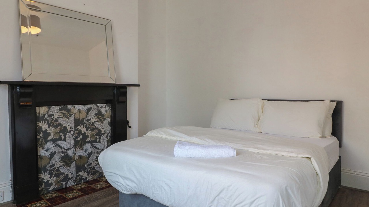 Photo of Bedroom in Oadby