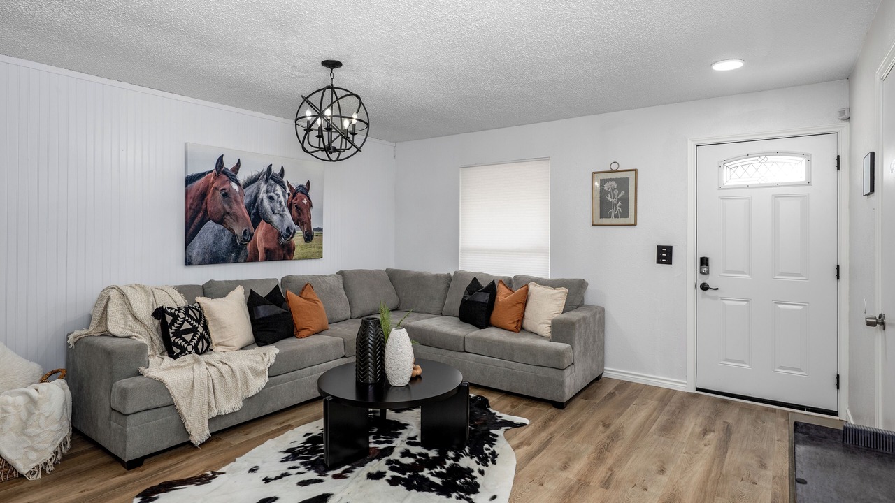 Photo of Livingroom in Arlington