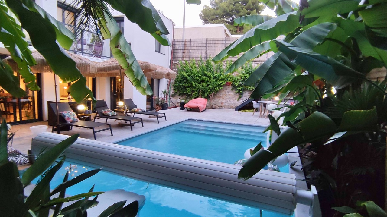 Photo of Outdoor in Antigone