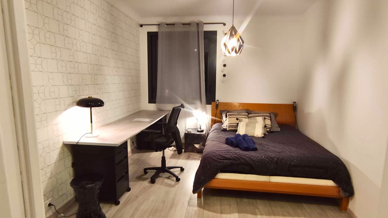 Photo of Bedroom in Antigone