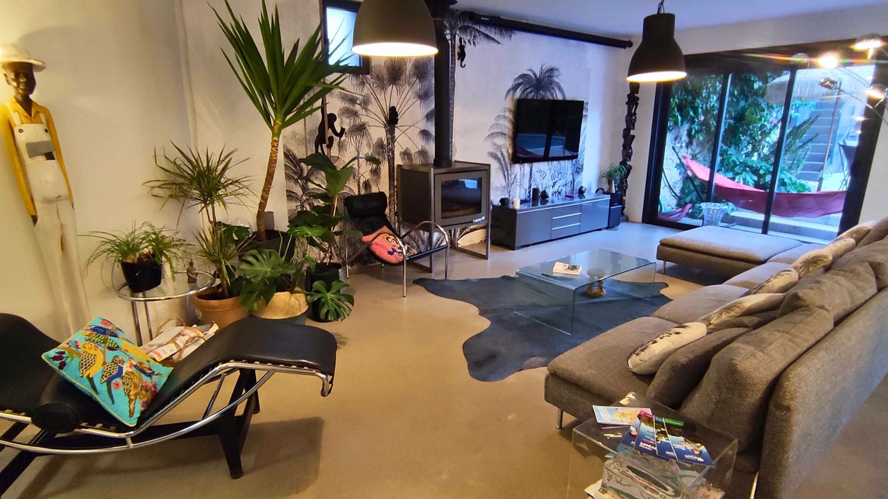 Photo of Livingroom in Antigone