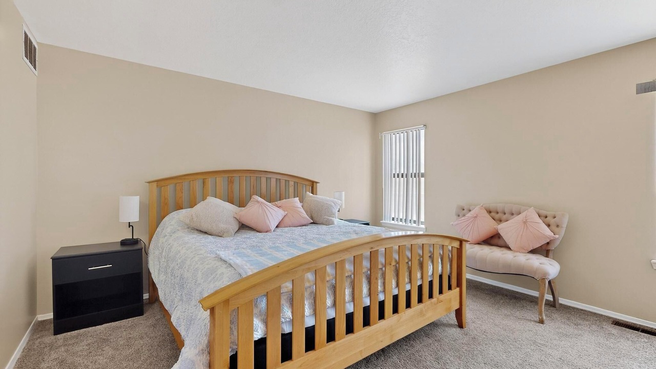 Photo of Bedroom in Northeast Heights
