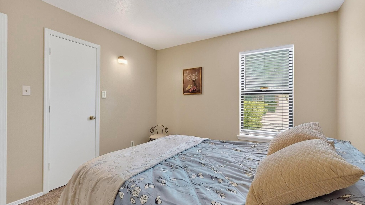 Photo of Bedroom in Northeast Heights