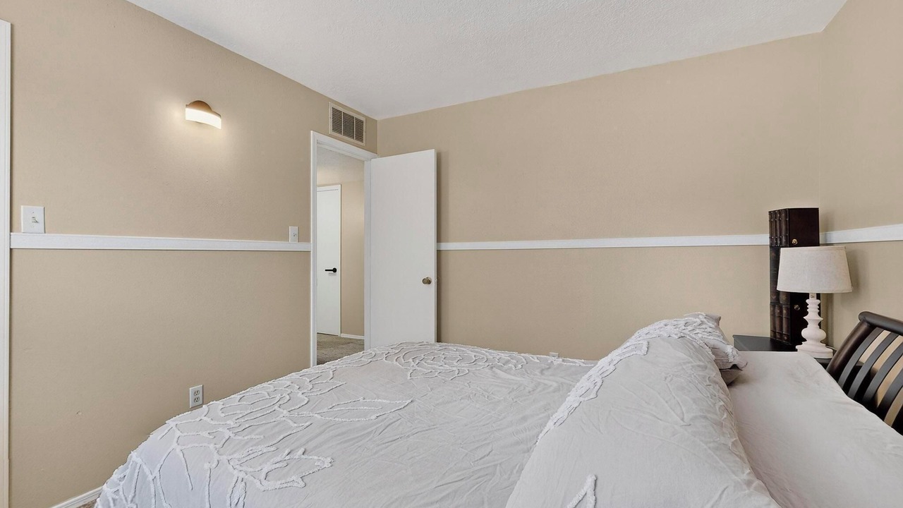 Photo of Bedroom in Northeast Heights