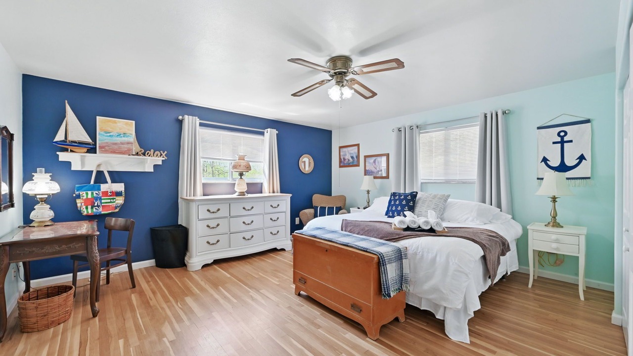 Photo of Bedroom in Lake St Louis