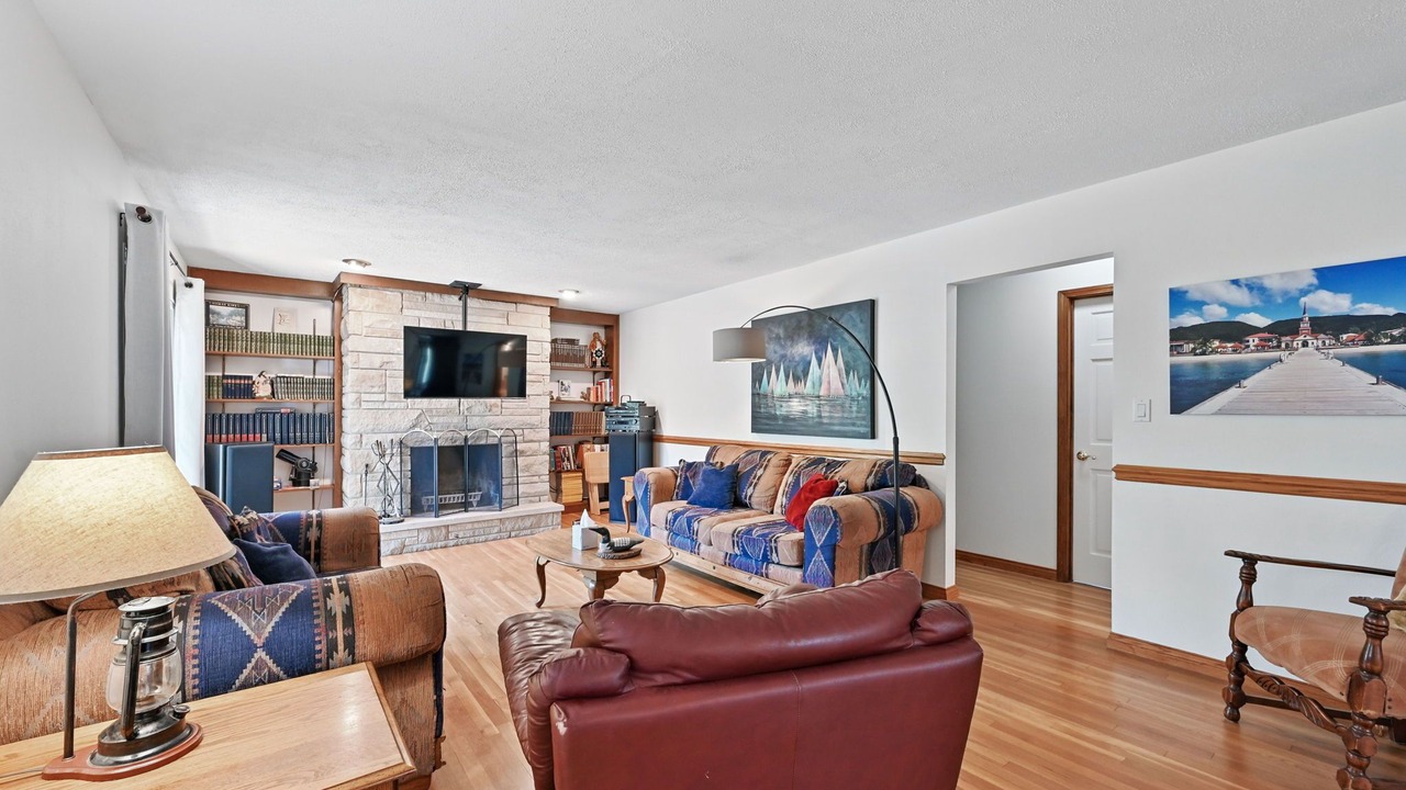 Photo of Livingroom in Lake St Louis