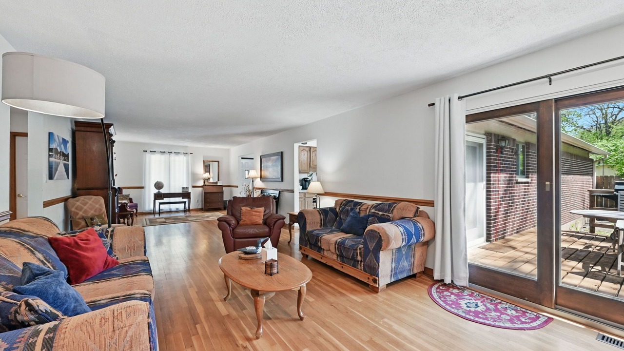 Photo of Livingroom in Lake St Louis