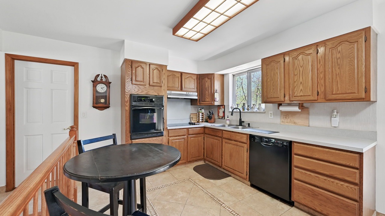 Photo of Kitchen in Lake St Louis