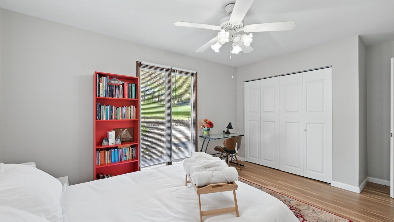 Photo of Bedroom in Lake St Louis