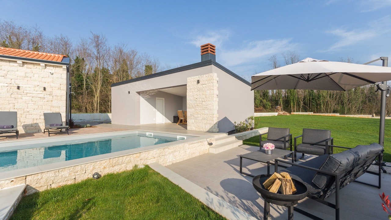 Photo of Outdoor in Mofardini