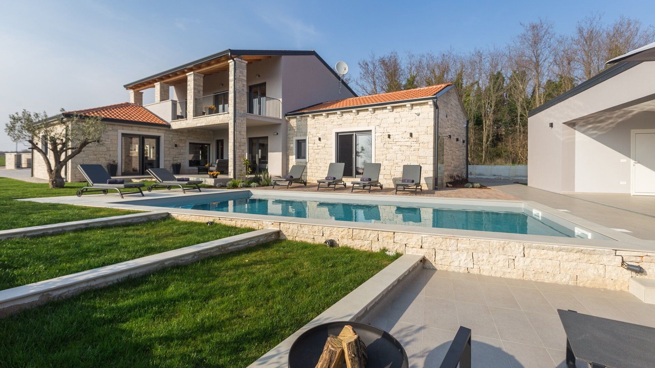 Photo of Outdoor in Mofardini