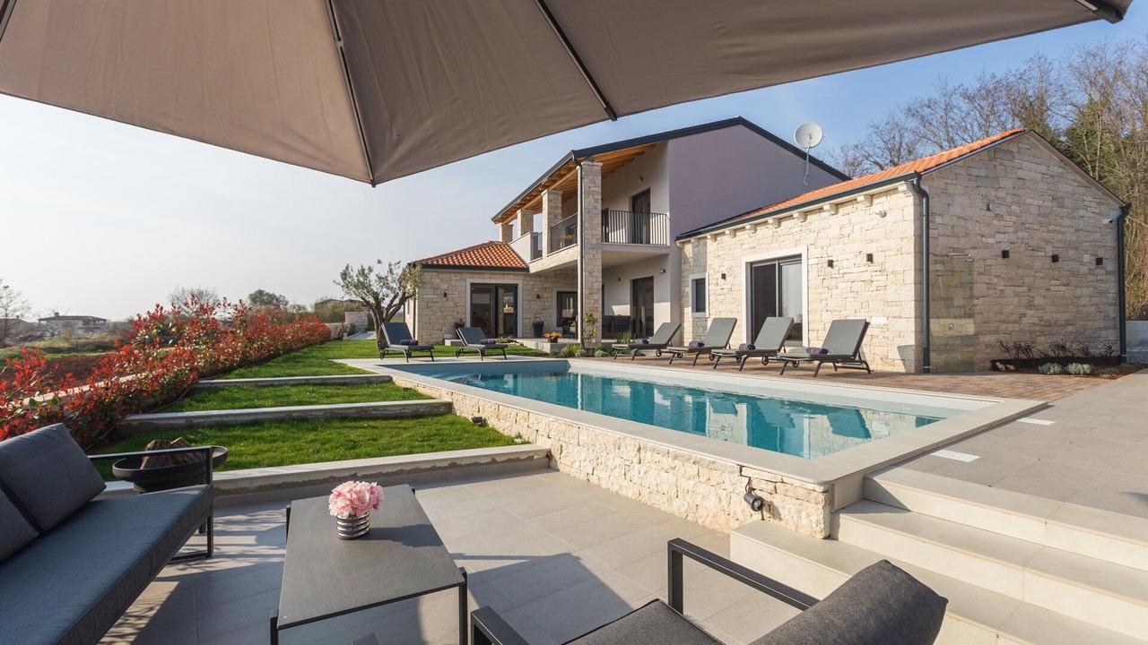 Photo of Outdoor in Mofardini