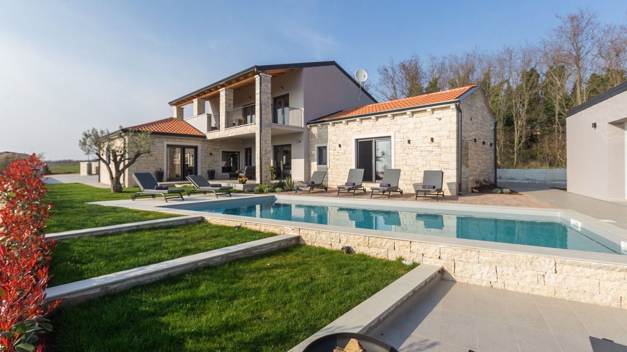 Photo of Outdoor in Mofardini