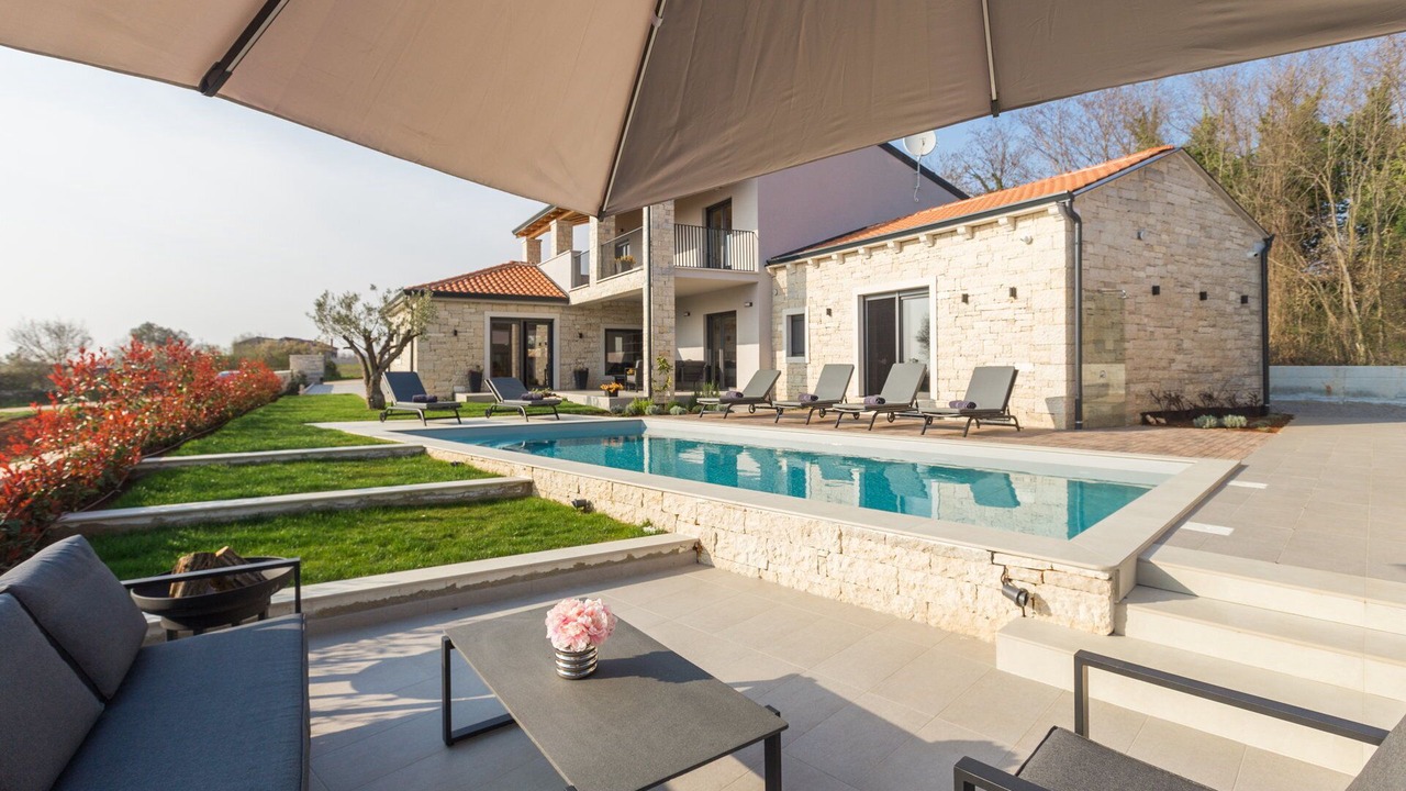 Photo of Outdoor in Mofardini