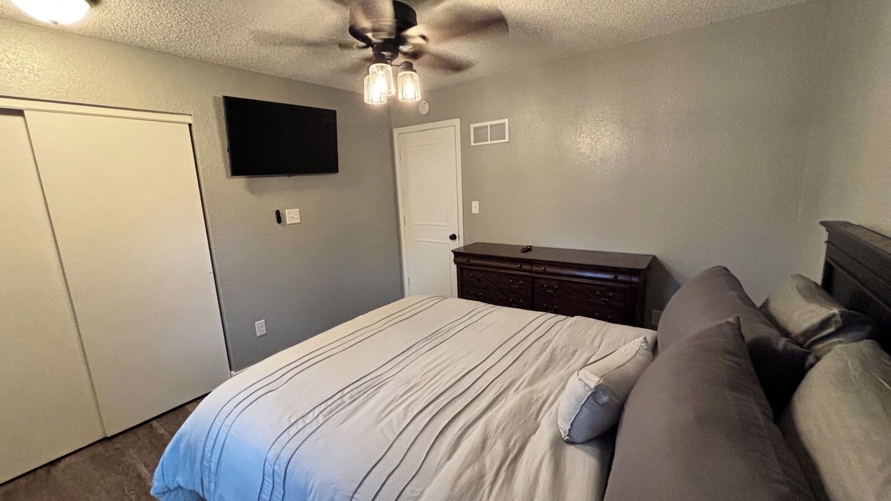 Photo of Bedroom in Independence