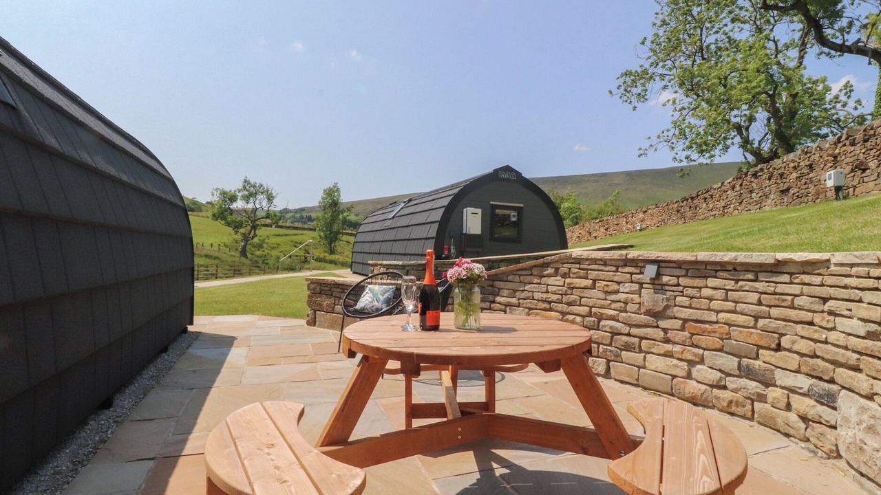 Photo of Outdoor in Fence