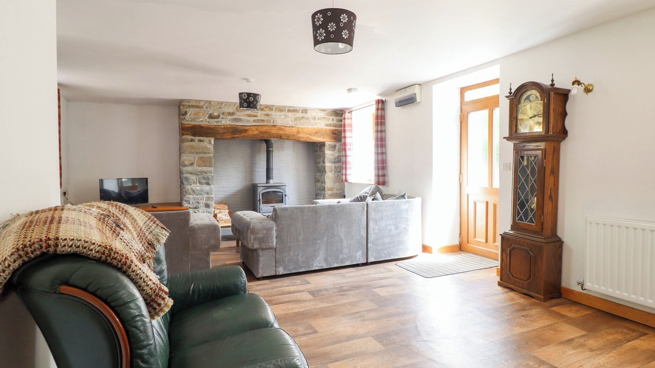 Photo of Livingroom in Llanbrynmair