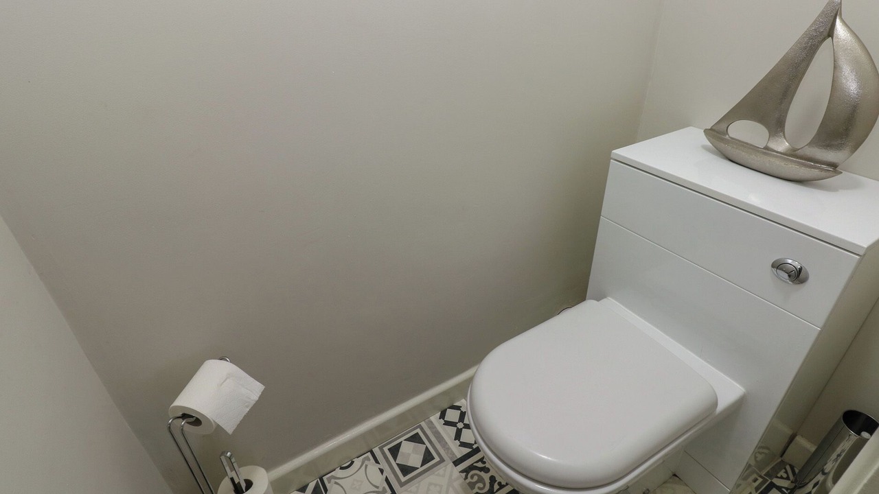Photo of Bathroom in Margam