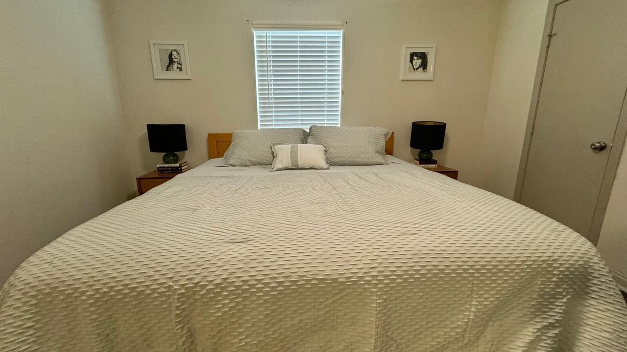 Photo of Bedroom in Medical Center District