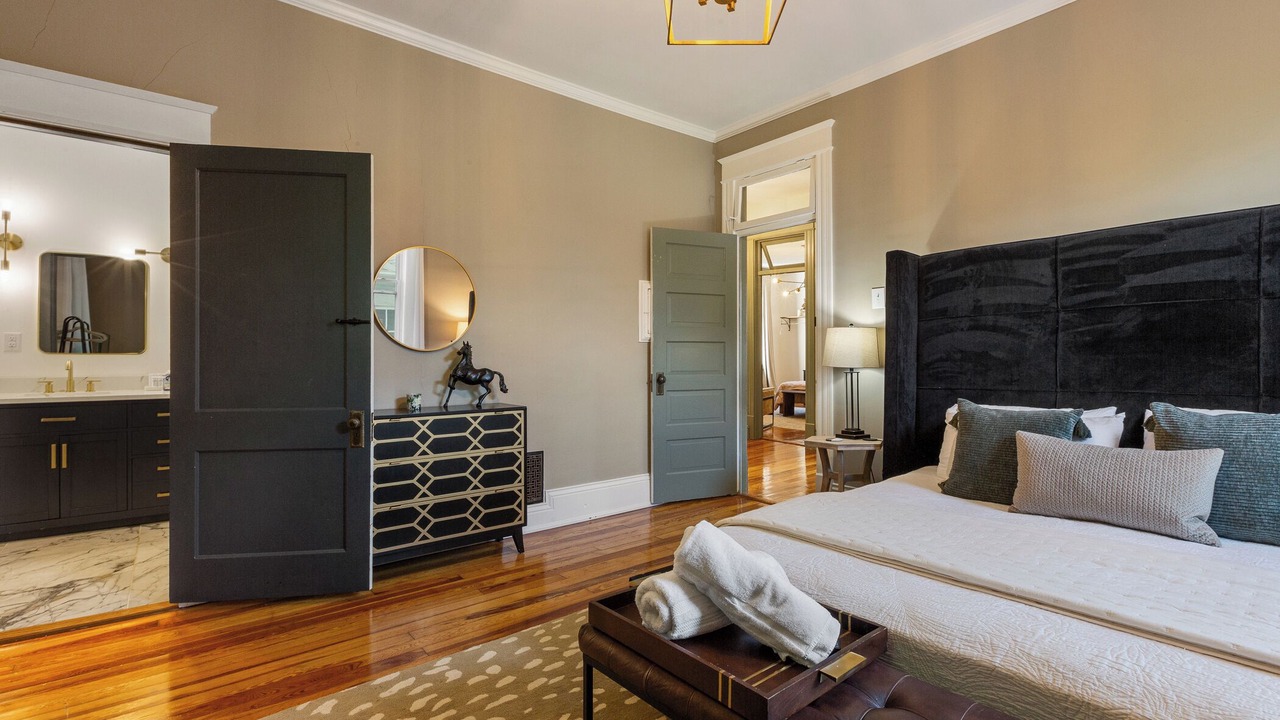 Photo of Bedroom in Shelbyville