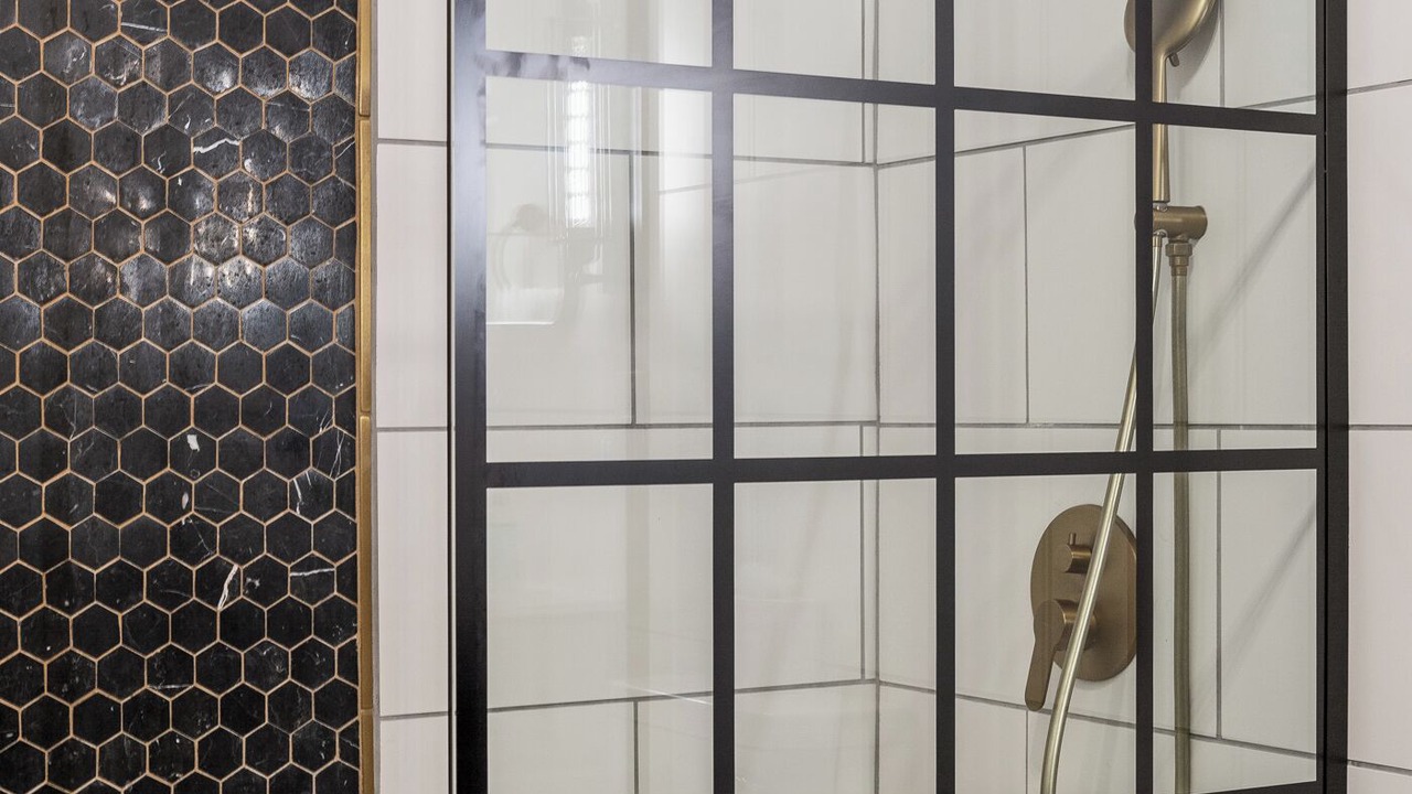 Photo of Bathroom in Shelbyville