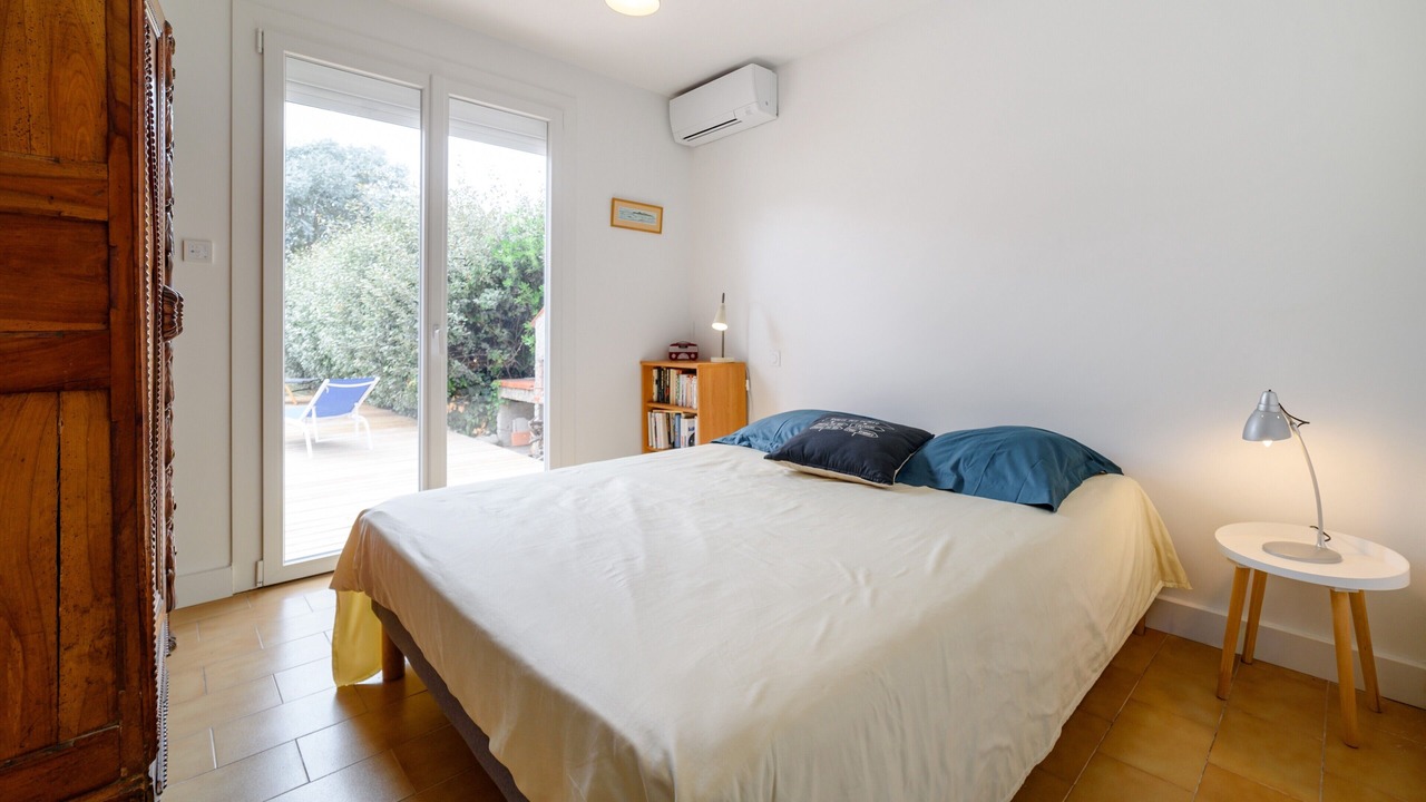Photo of Bedroom in Saint-Genis