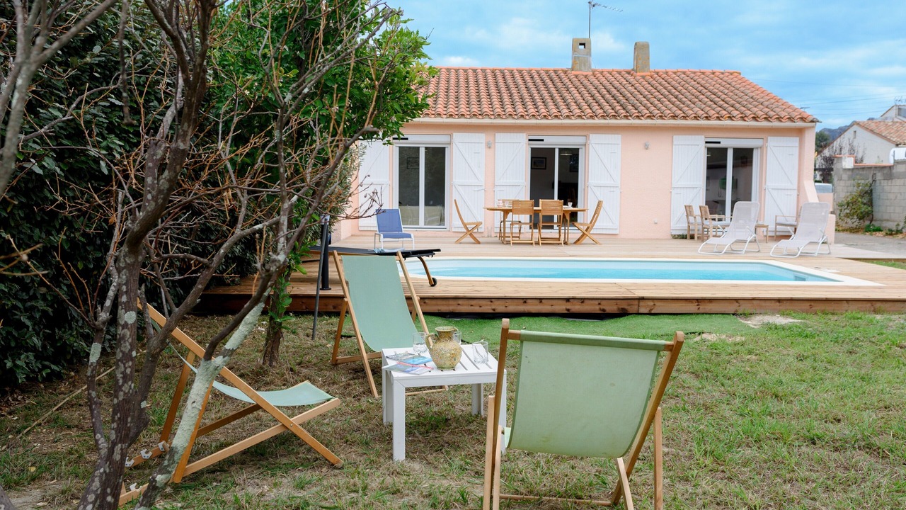 Photo of Outdoor in Saint-Genis