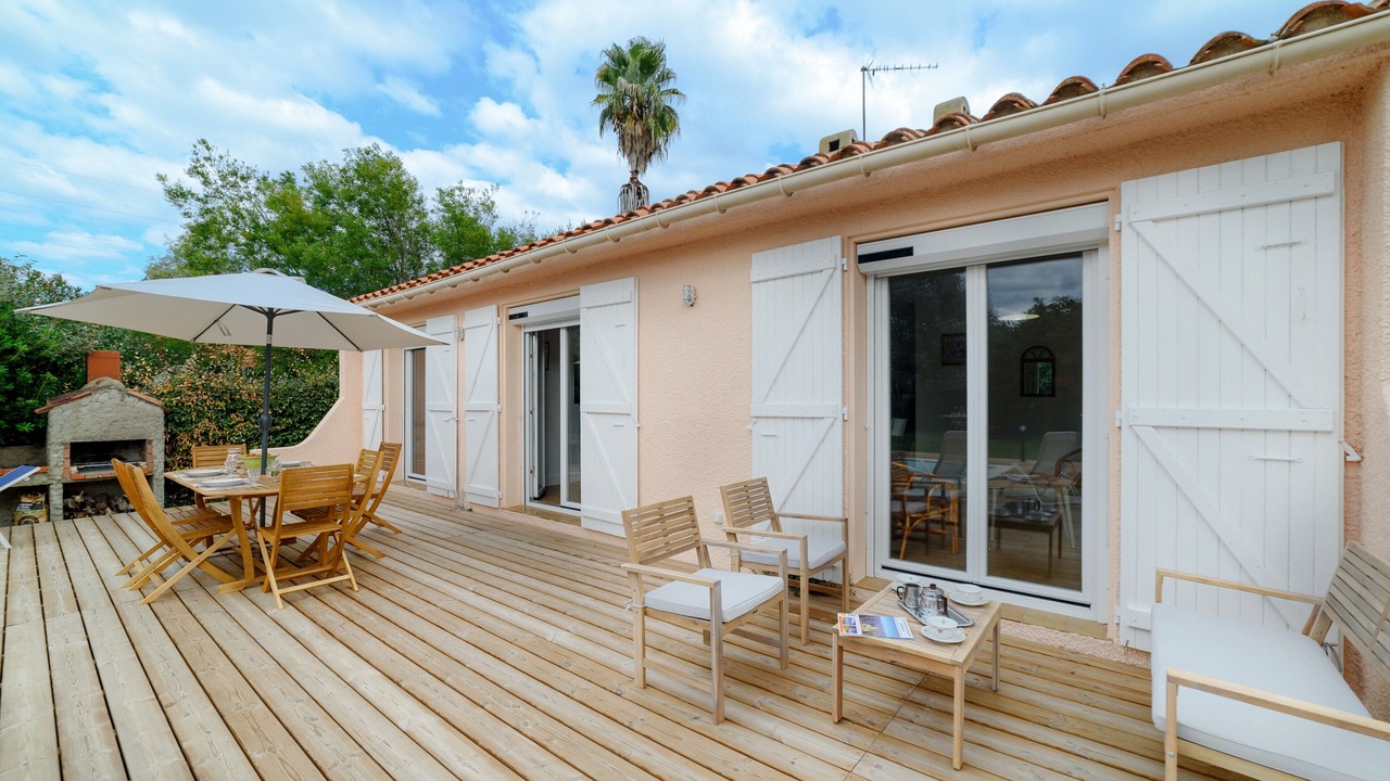 Photo of Outdoor in Saint-Genis