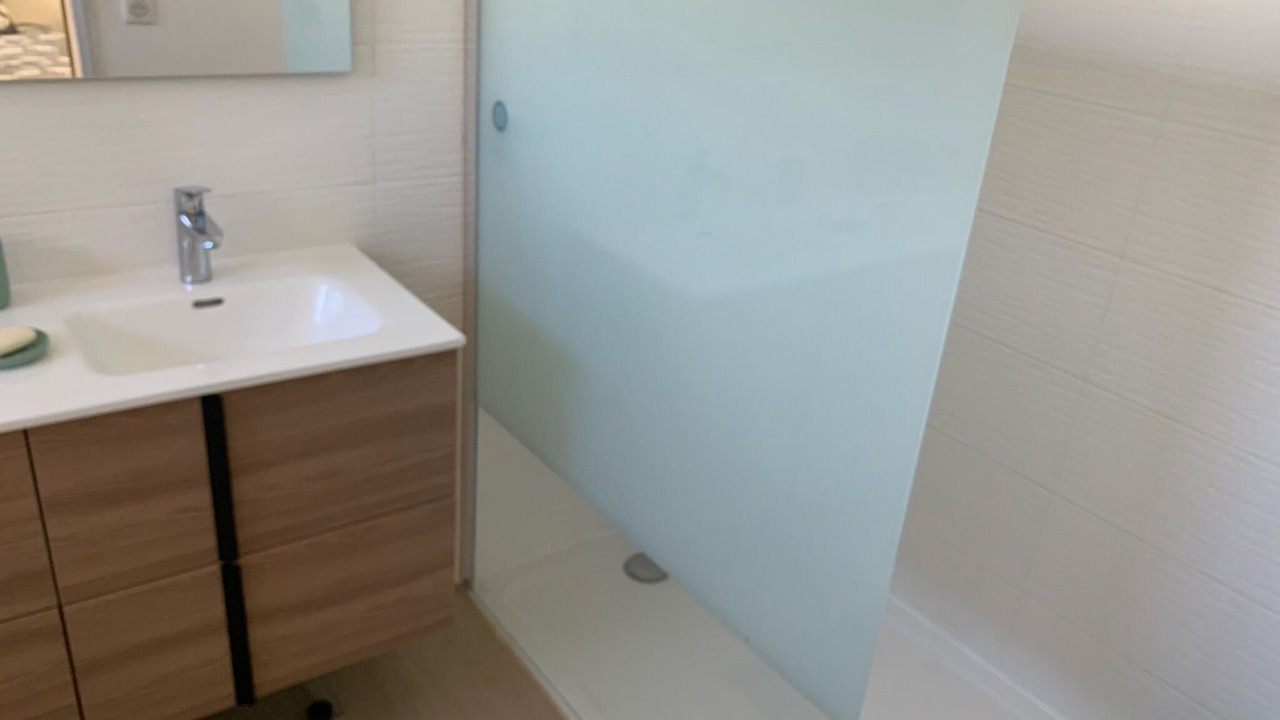 Photo of Bathroom in Lansargues