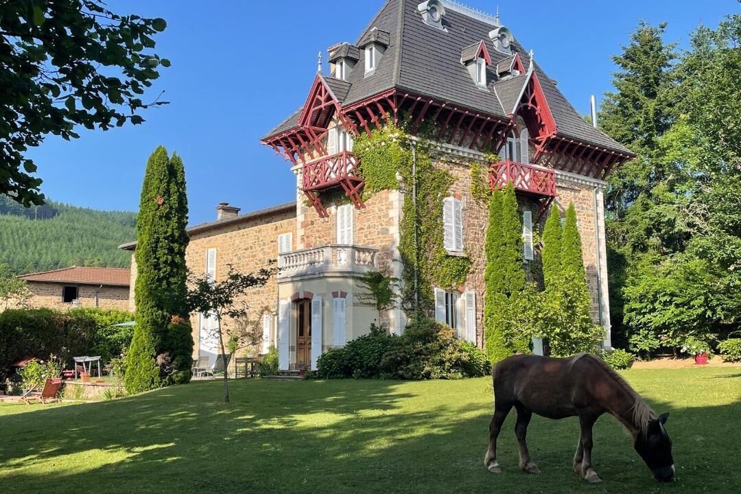 Photo of Outdoor in Saint-Just-d'Avray