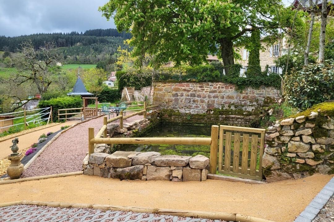 Photo of Outdoor in Saint-Just-d'Avray