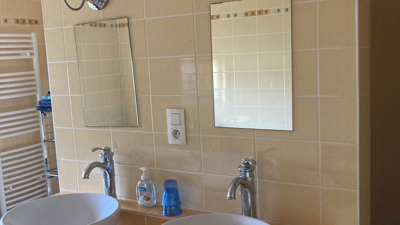 Photo of Bathroom in Cronat