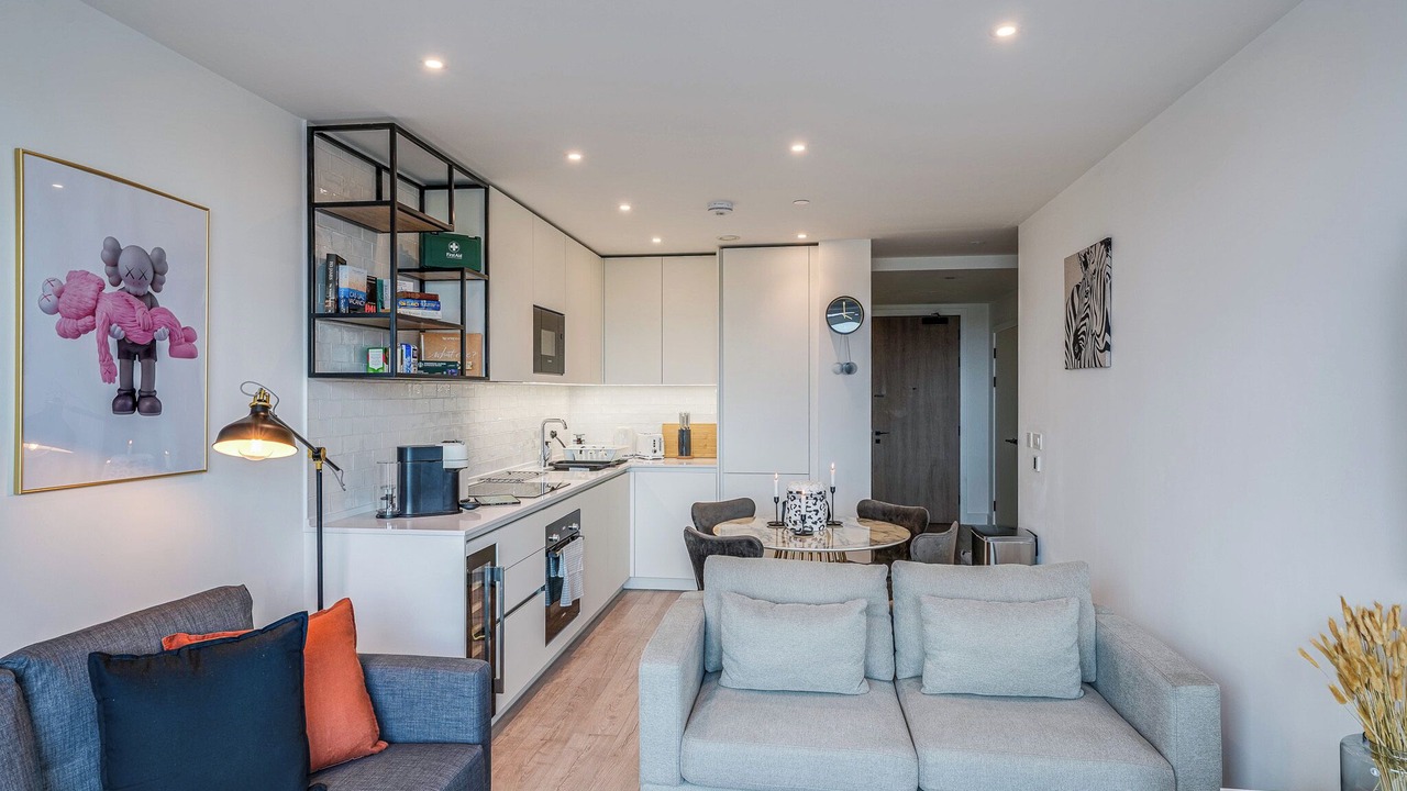 Photo of Livingroom in Alperton