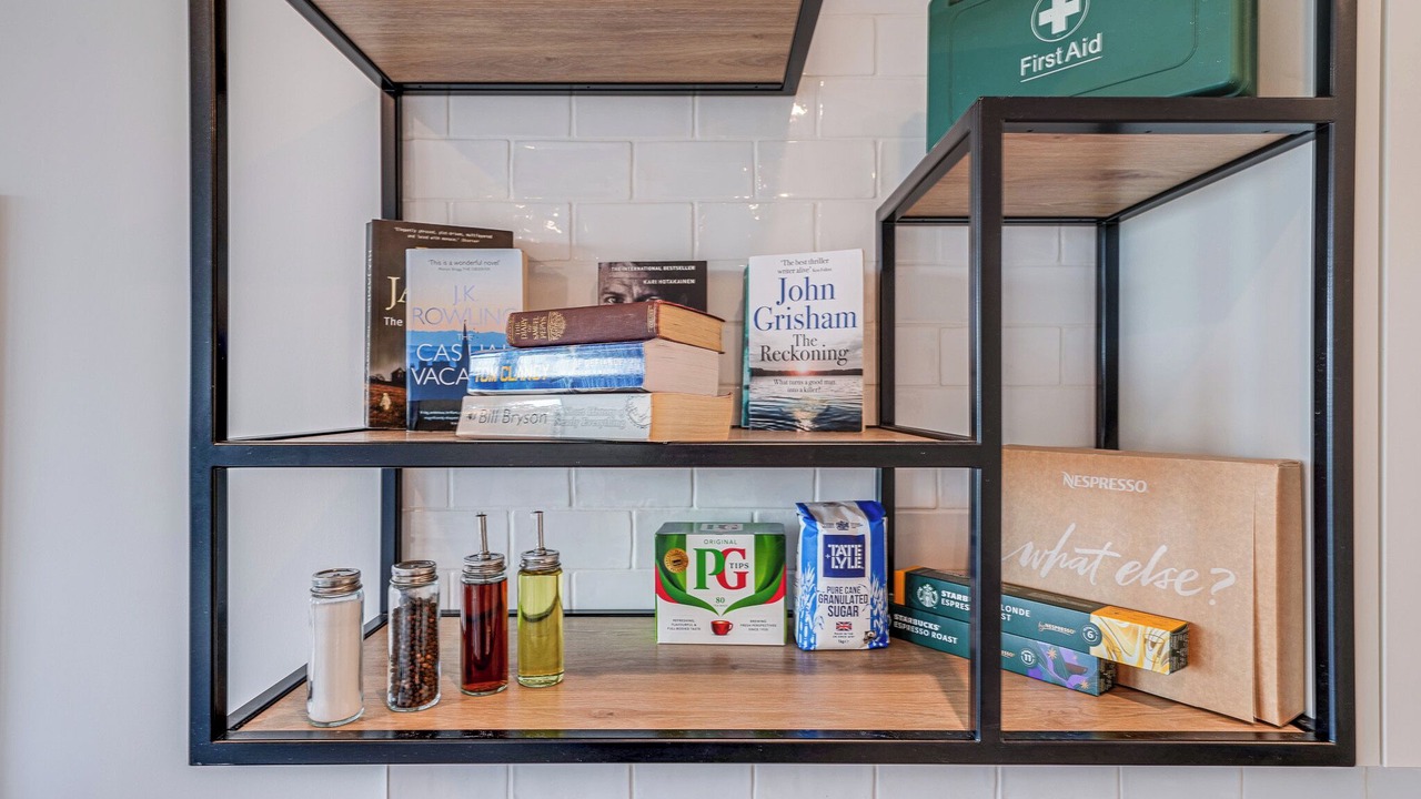 Photo of Others in Alperton