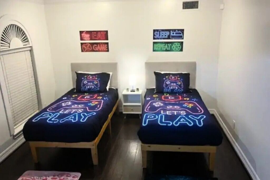 Photo of Bedroom in Ponderosa Forest