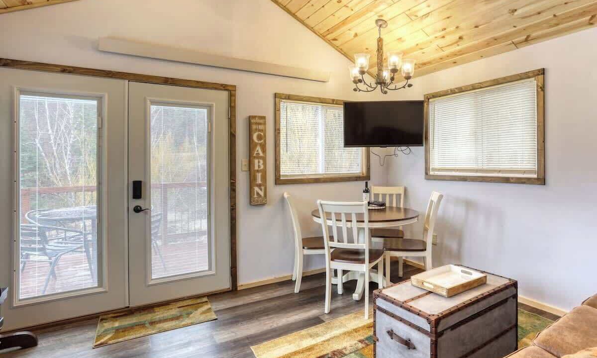 Photo of Livingroom in Keystone