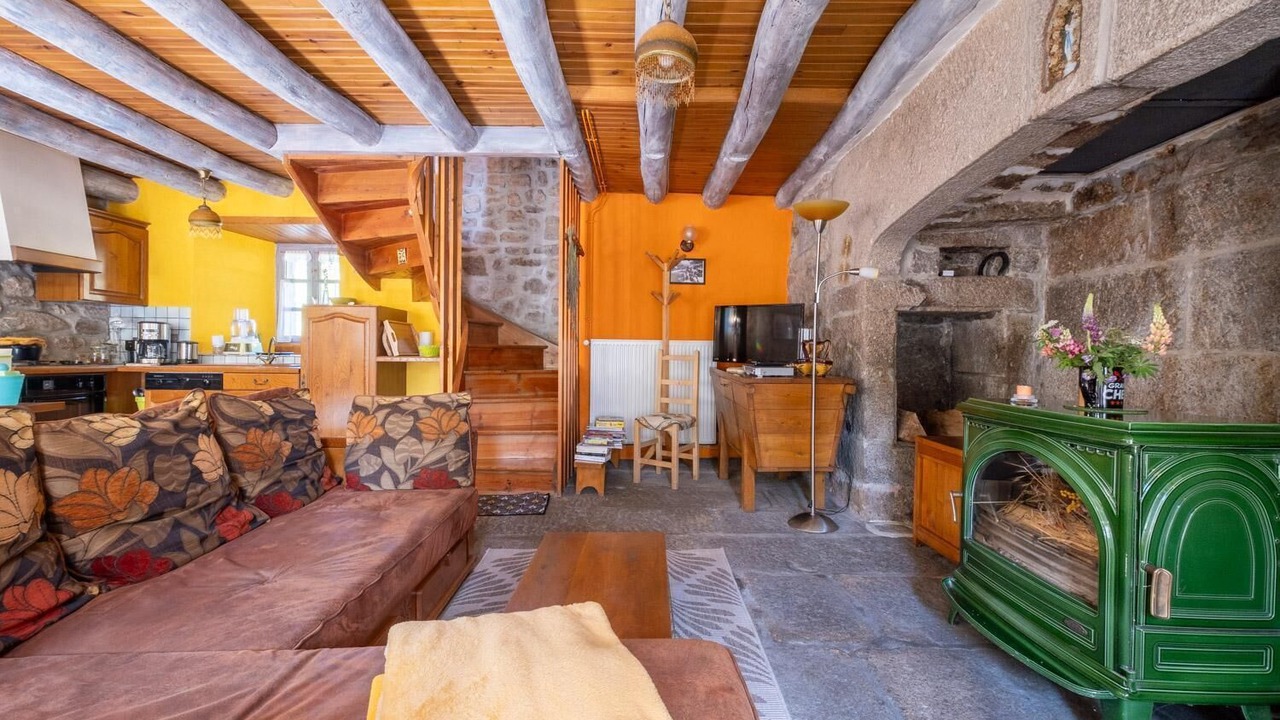 Photo of Livingroom in Peyre-en-Aubrac