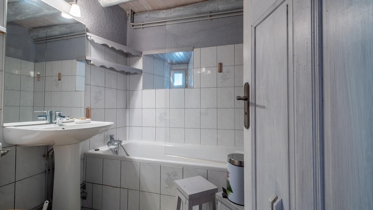 Photo of Bathroom in Peyre-en-Aubrac