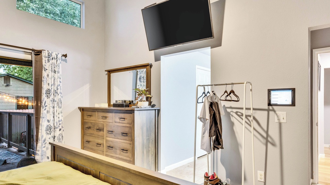 Photo of Bedroom in Govalle