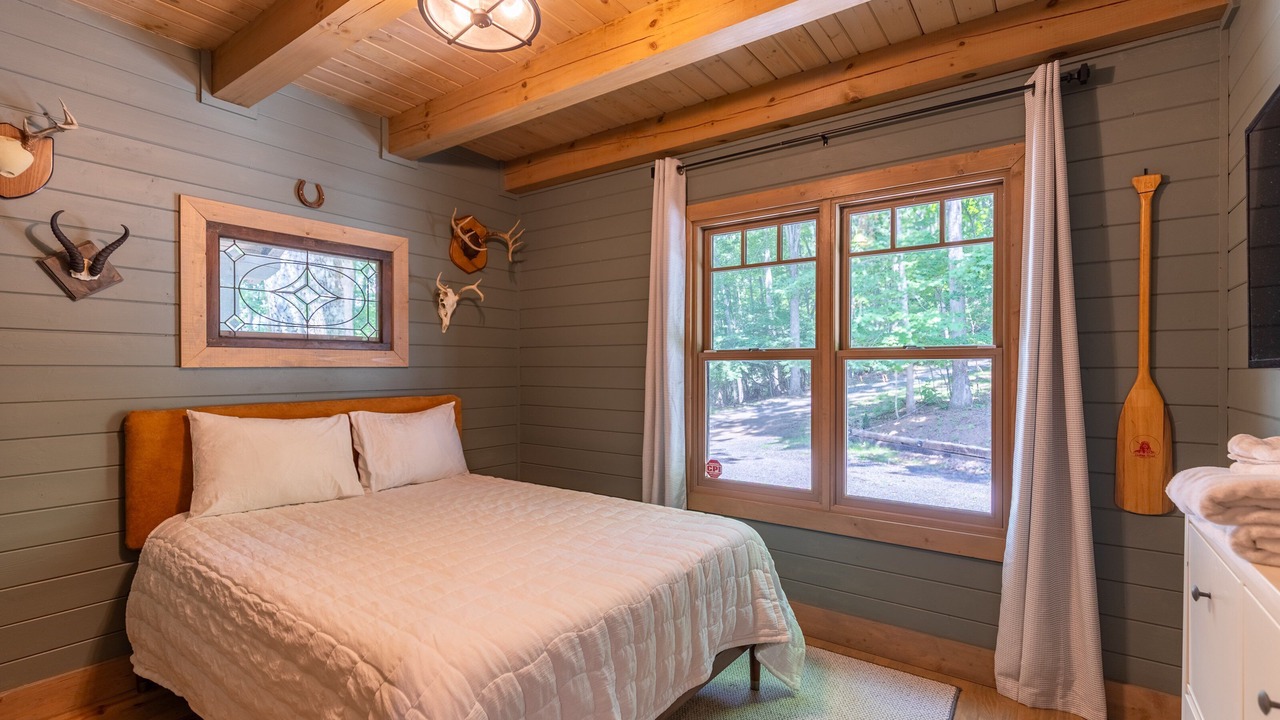 Photo of Bedroom in West Jefferson