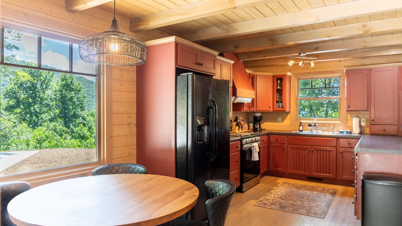 Photo of Kitchen in West Jefferson