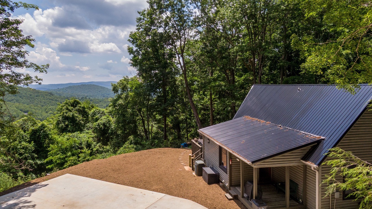 Photo of Outdoor in West Jefferson