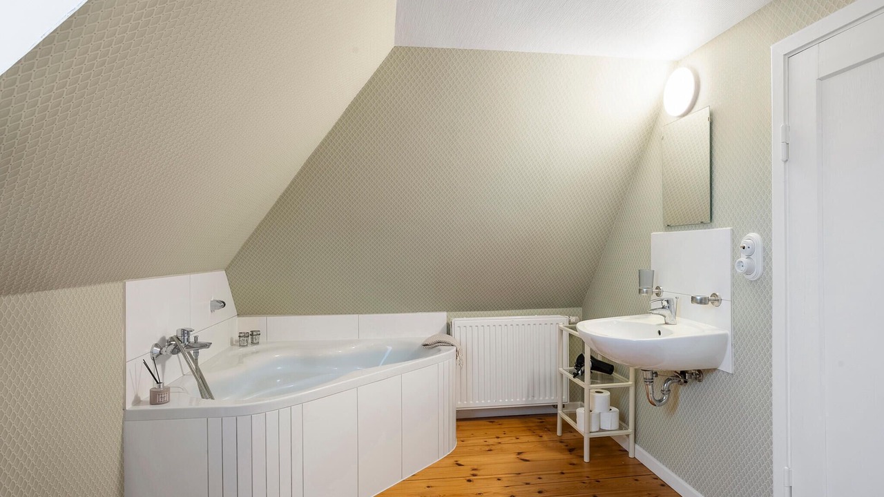 Photo of Bathroom in Aeroskobing
